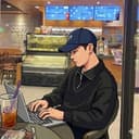 OmO: Oh My OpenAgent logo